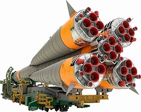 Gaming Showcase Designer Collectible 1/150 Plastic Model Soyuz Rocket & Transport Train