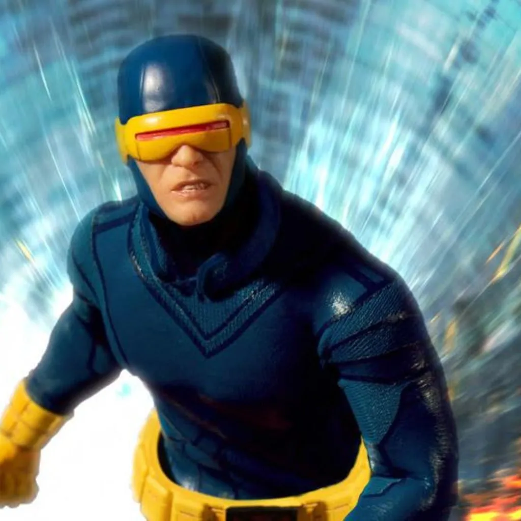 Mezco One:12 X-Men Cyclops Classic Version Previews Exclusive Pre-Columbian