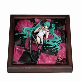 Character Vocal Series 01 Hatsune Miku supercell feat. Hatsune Miku World is Mine Brown Frame Decorative Model Anime Merchandise