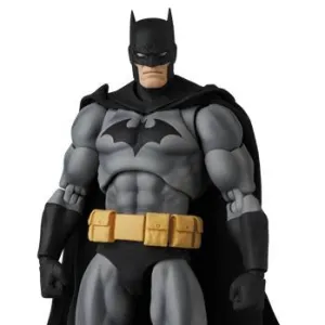 MAFEX Batman (HUSH Black ver.) Cartoon Figure Stone Statue