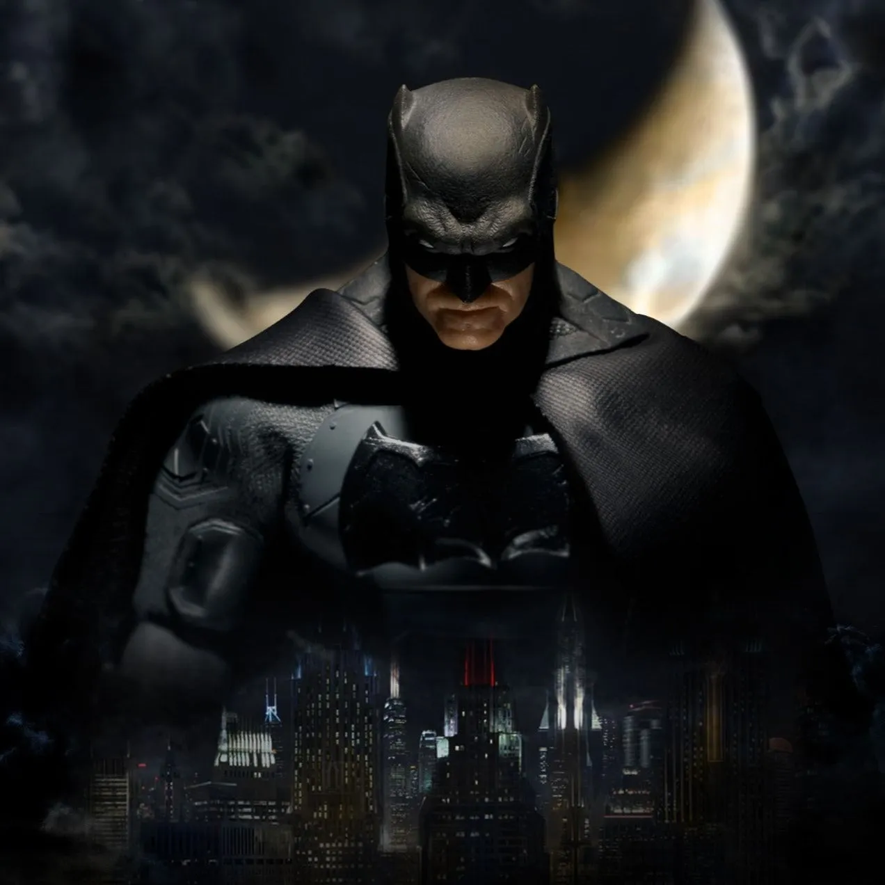 Vinyl Replica Mezco One:12 Batman: Supreme Knight