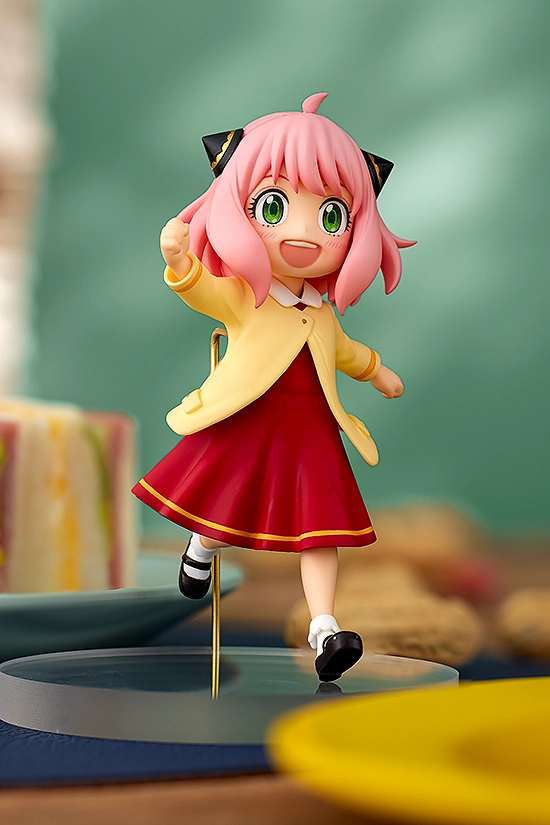 Artisan Partnership Spy x Family: Anya Forger: On An Outing Ver. POP UP PARADE Figurine