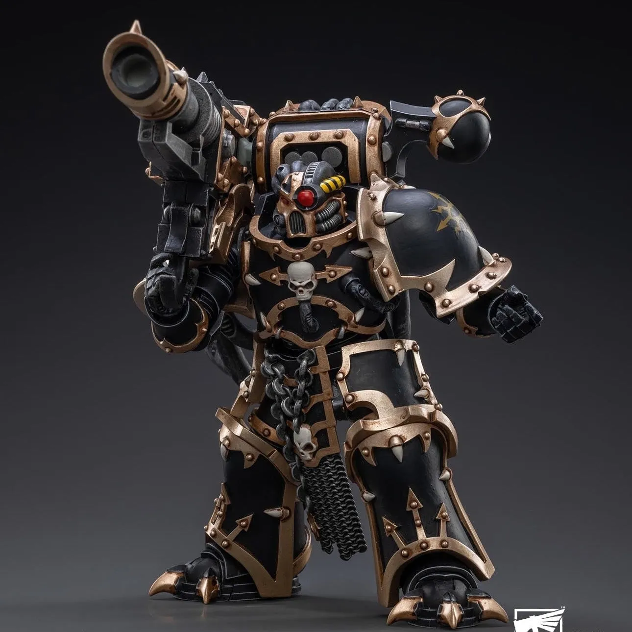 Expert Level Art Model WARHAMMER 40K Black Legion Havocs Marine 02