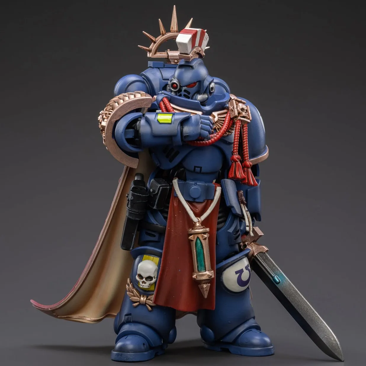 Niche Interest Critically Acclaimed WARHAMMER 40K Ultramarines Primaris Captain Sidonicus